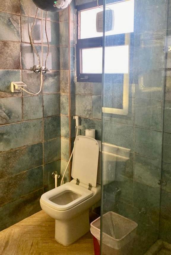 Luxurious 3 Bedroom Rustic Apartment Overlooking Huge Garden - For Families And Couples El El Cairo Exterior foto