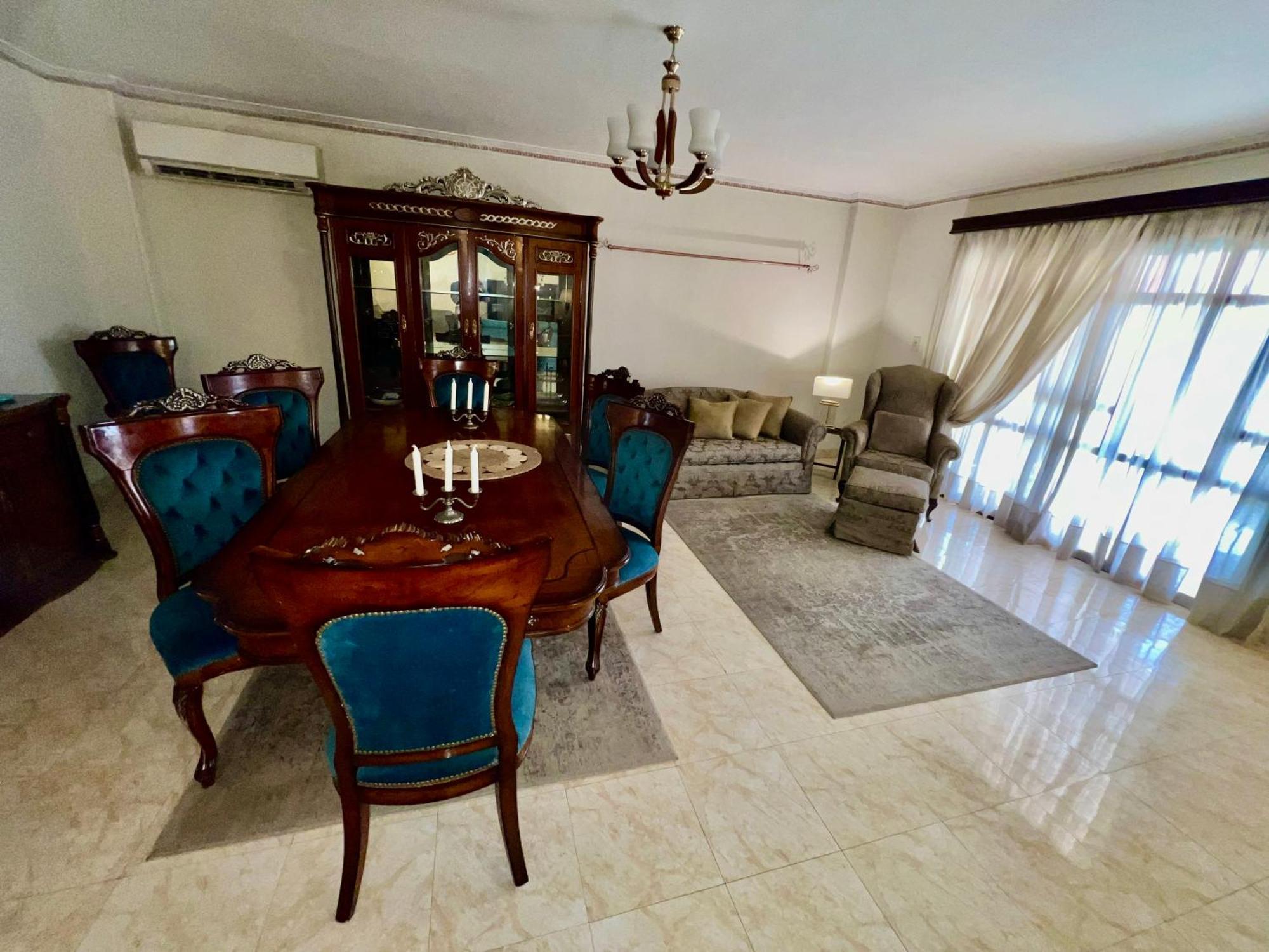 Luxurious 3 Bedroom Rustic Apartment Overlooking Huge Garden - For Families And Couples El El Cairo Exterior foto
