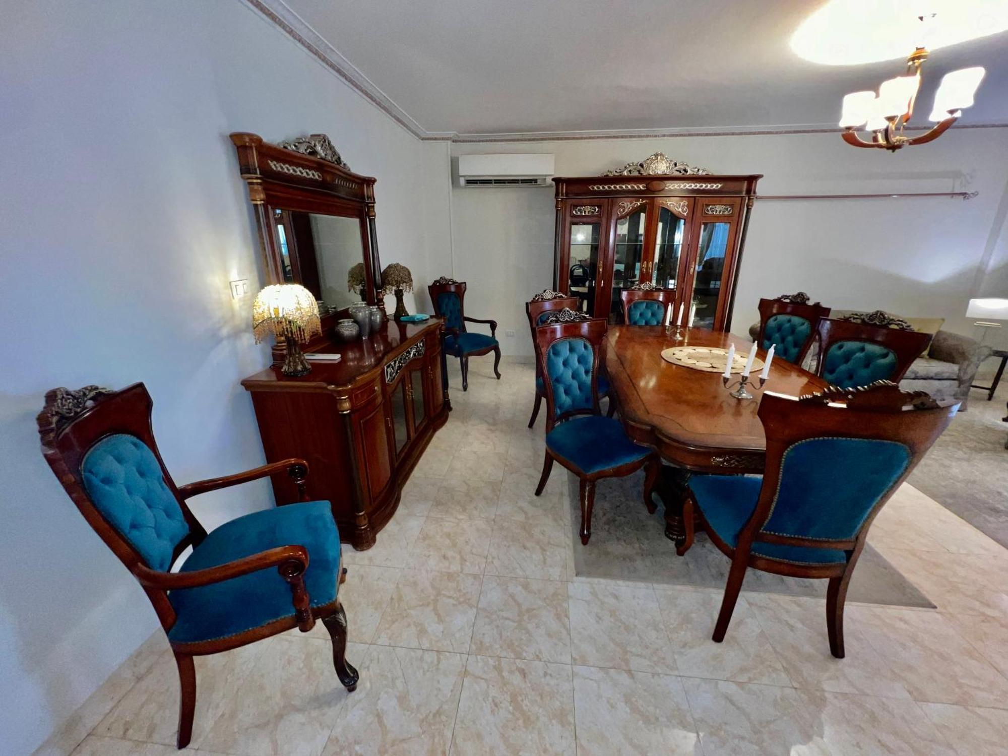 Luxurious 3 Bedroom Rustic Apartment Overlooking Huge Garden - For Families And Couples El El Cairo Exterior foto