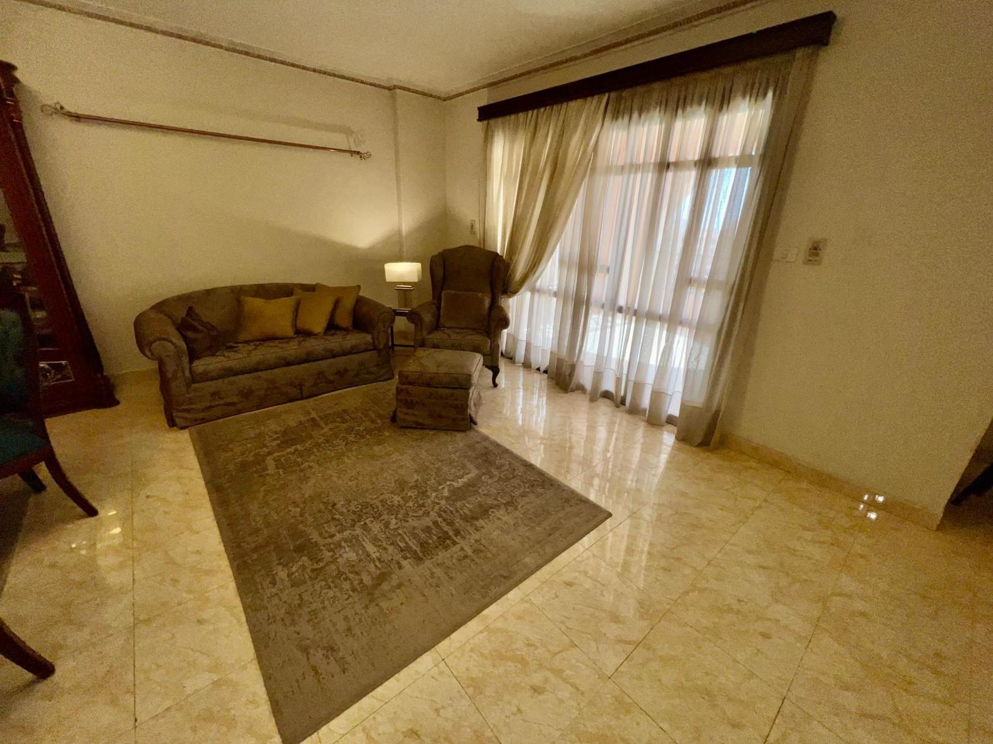 Luxurious 3 Bedroom Rustic Apartment Overlooking Huge Garden - For Families And Couples El El Cairo Exterior foto